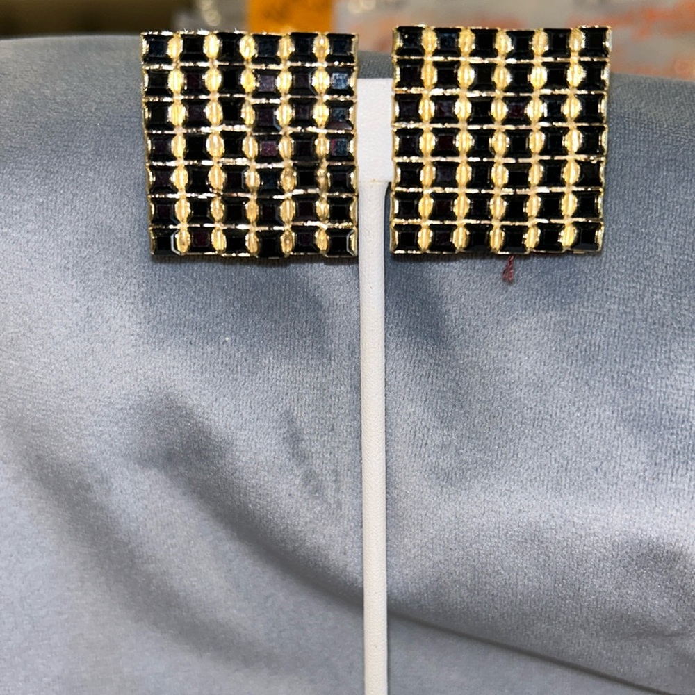 Large Jet Black Crystal Square Elegant and Modern Earrings-Boutique